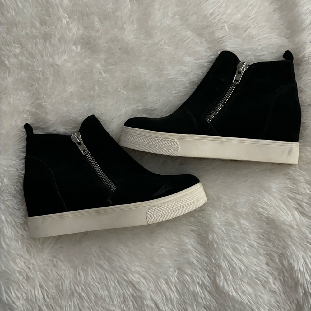 Steve Madden Black Suede Leather Platform Shoes Sz 8 Wedge Sneakers. Never worn